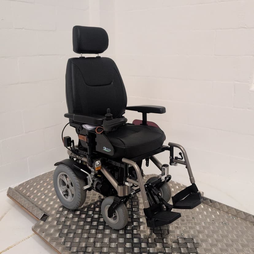 Kymco K-Activ Powerchair, photograph 1