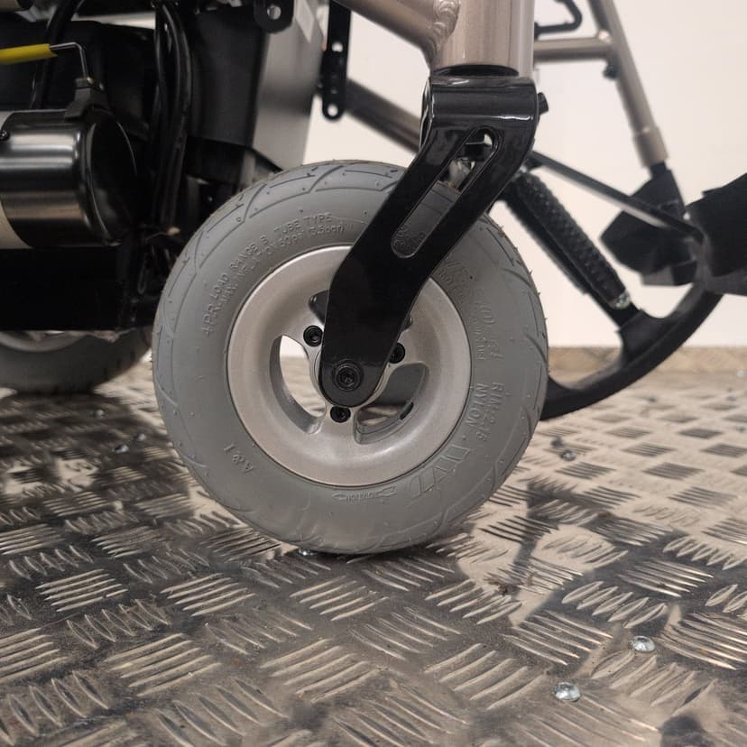 Kymco K-Activ Powerchair, photograph 11