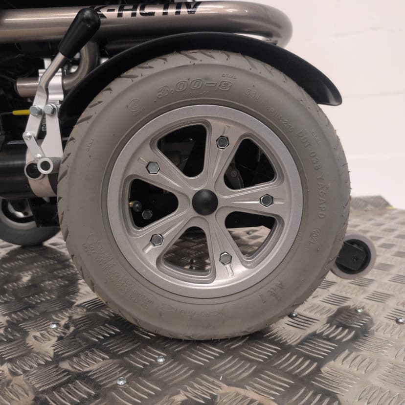 Kymco K-Activ Powerchair, photograph 12