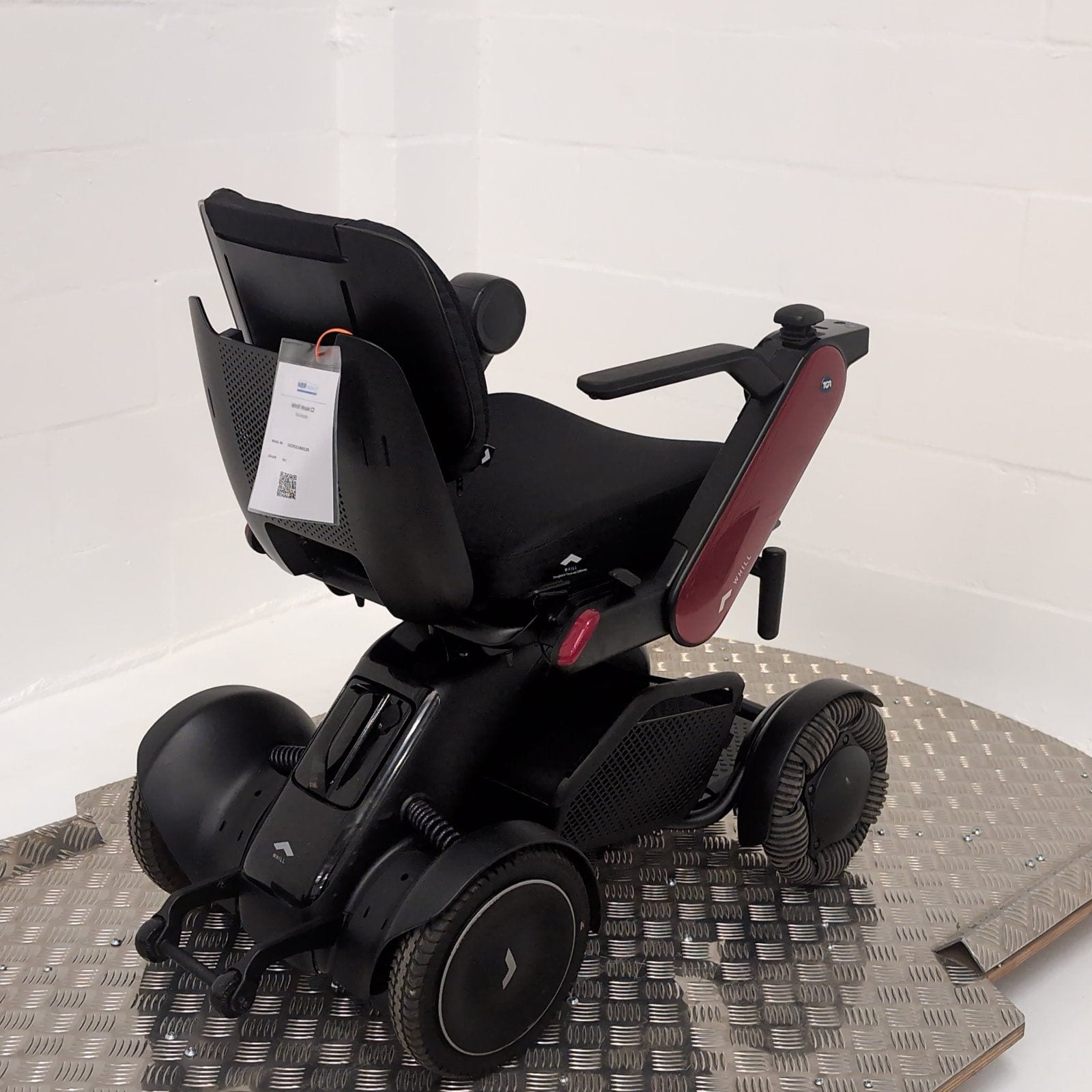 TGA Mobility Whill Model C2, photograph 3