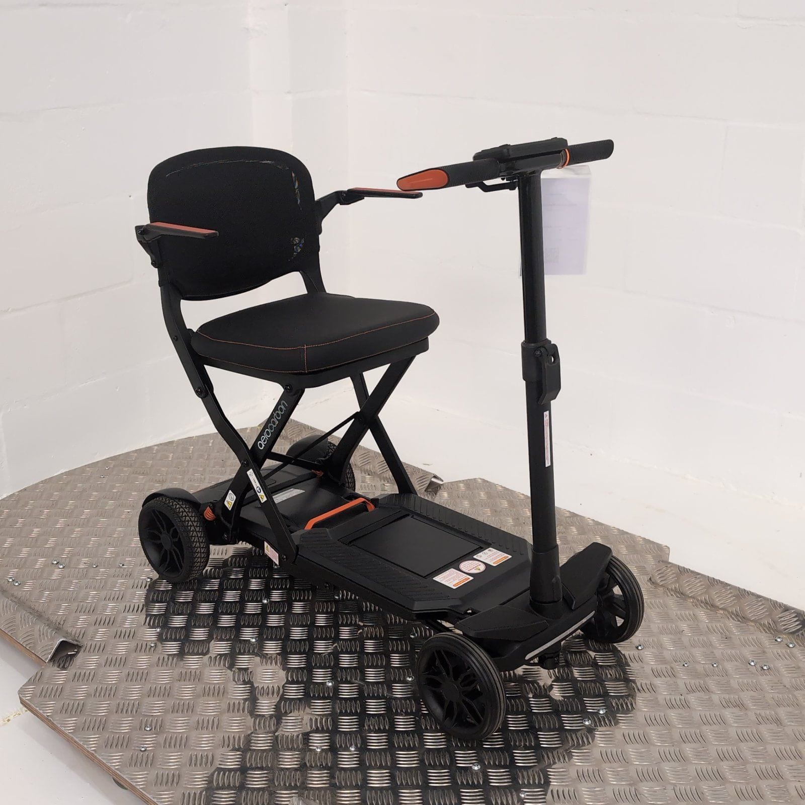 DriveDevilbiss Aerocarbon Manual Fold