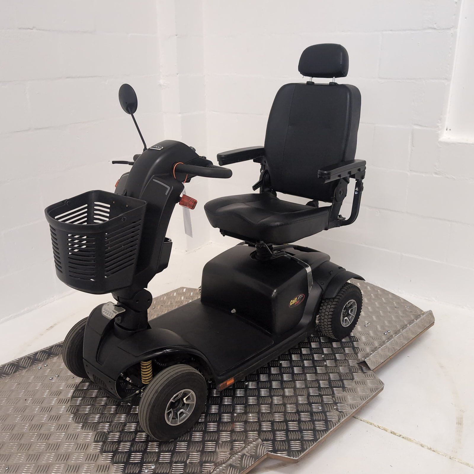 Pride Mobility Colt Sport, photograph 7